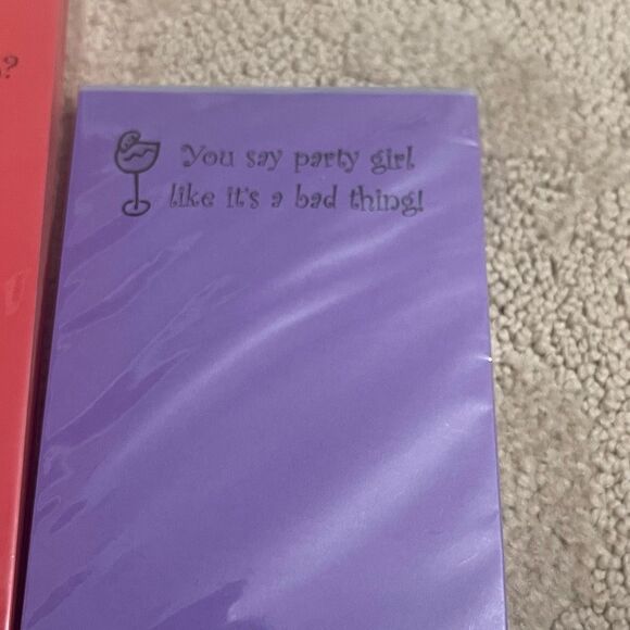 Laura Kelly Designs Sarcastic Magnetic Note Pads x 2 - Picture 5 of 5